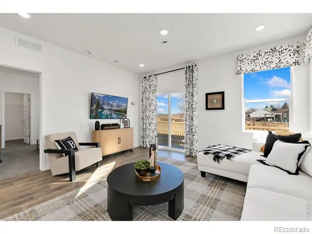 1964 Sorghum Way Johnstown, CO 80534
