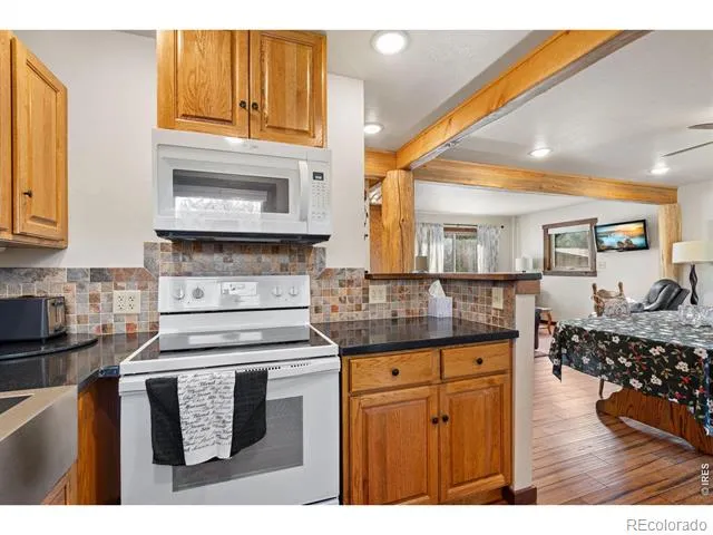 225 Meadow Lane Bellvue, CO 80512