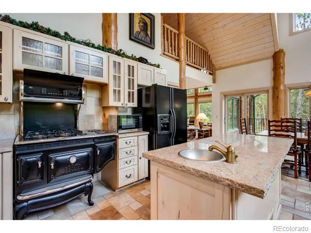 59 High Point Drive Glen Haven, CO 80532