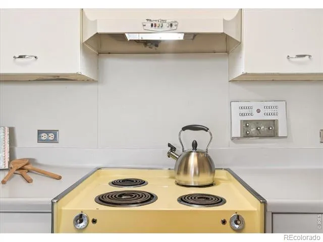888 Logan Street #10D Denver, CO 80203