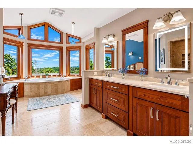 1109 Indian Peak Road Golden, CO 80403