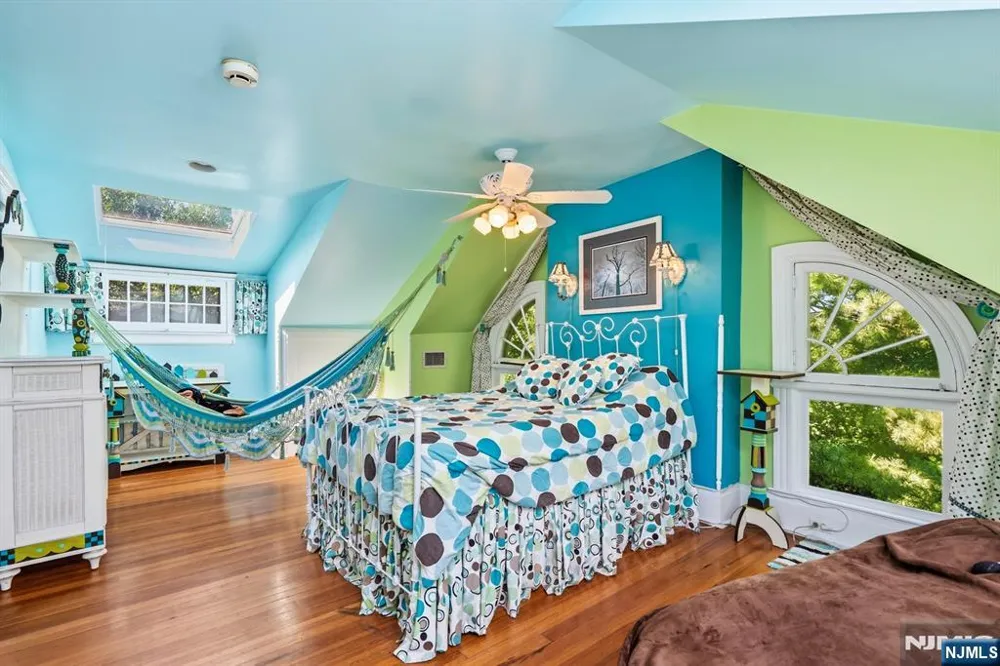 197 Cedar Street Englewood, NJ 07631