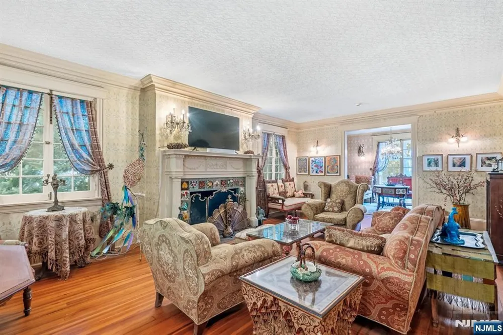 197 Cedar Street Englewood, NJ 07631