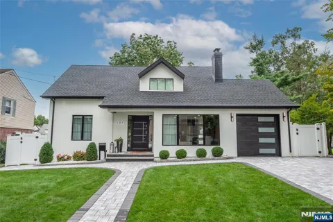 920 Phelps Road