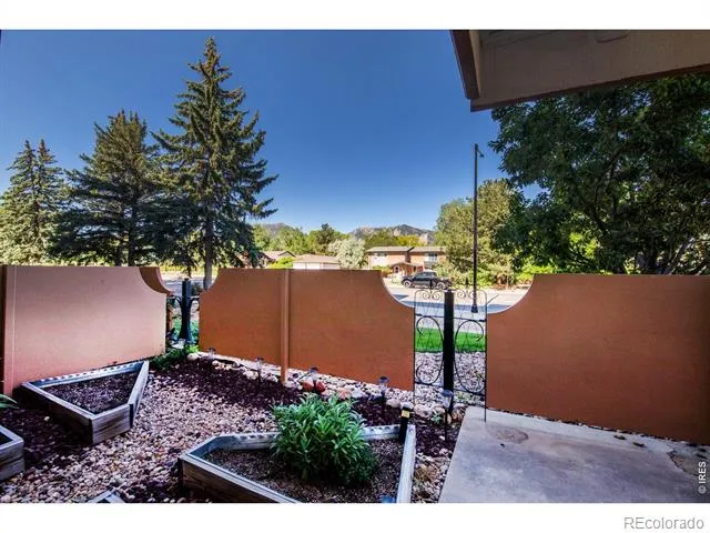 500 Mohawk Drive #103 Boulder, CO 80303