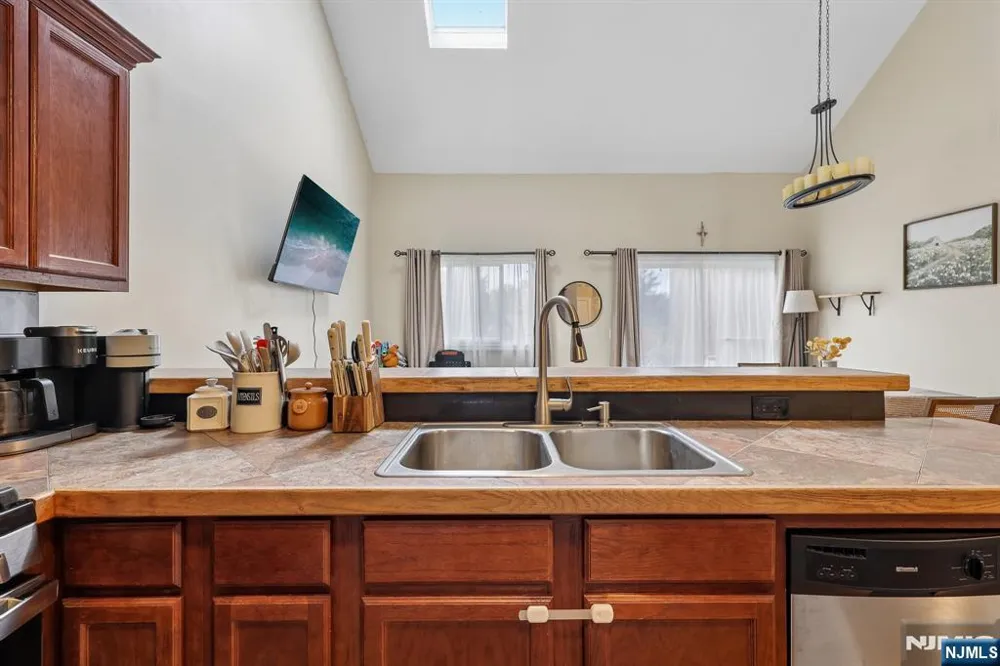 1 Beaver Creek 4 Vernon, NJ 07462