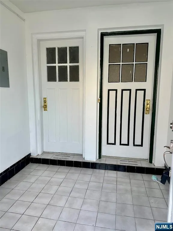 358 Lafayette Avenue 2 Cliffside Park, NJ 07010