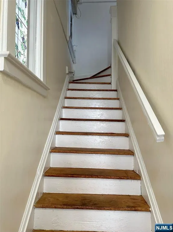 358 Lafayette Avenue 2 Cliffside Park, NJ 07010