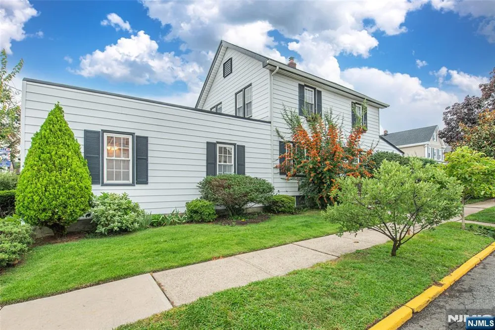 200 Valley Brook Avenue Lyndhurst, NJ 07071