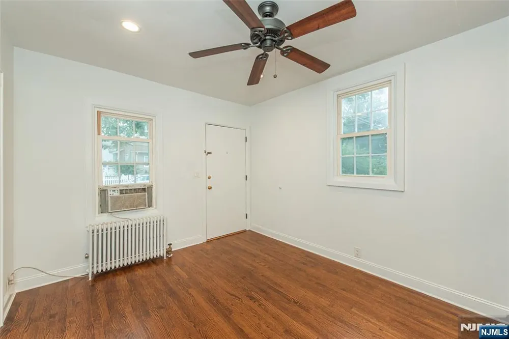 200 Valley Brook Avenue Lyndhurst, NJ 07071