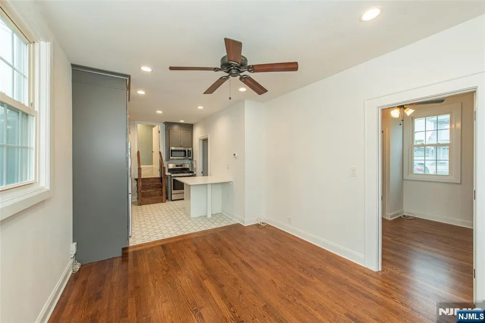 200 Valley Brook Avenue Lyndhurst, NJ 07071