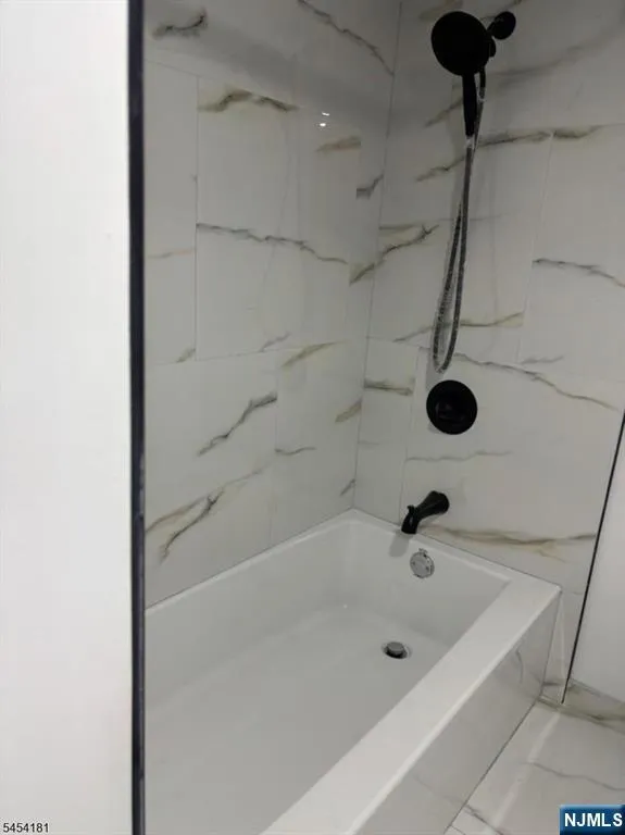 20 Maple Avenue Montclair, NJ 07042