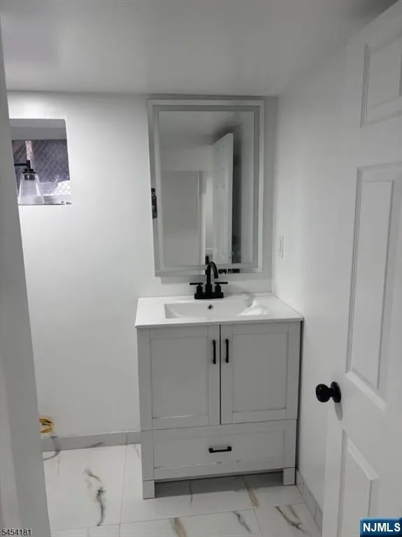 20 Maple Avenue Montclair, NJ 07042