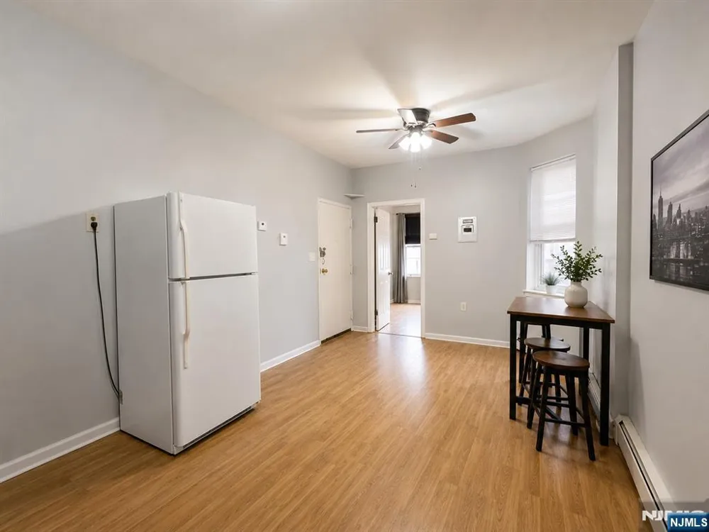 239 Harrison Avenue 5 Harrison, NJ 07029