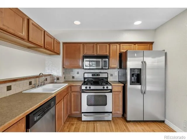 805 Summer Hawk Drive #156 Longmont, CO 80504