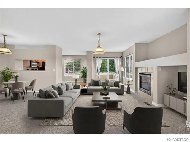 805 Summer Hawk Drive #156 Longmont, CO 80504