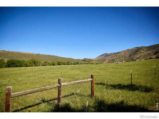 10051 Buckhorn Ridge Way Loveland, CO 80538