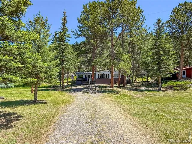 438 Aspen Drive Lyons, CO 80540