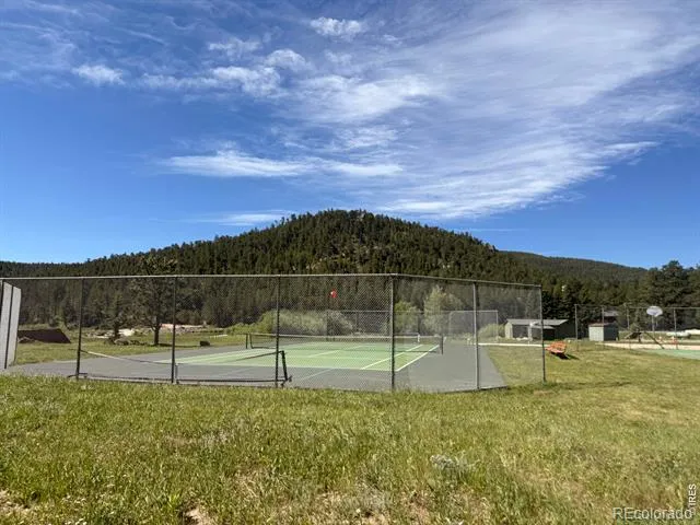 438 Aspen Drive Lyons, CO 80540