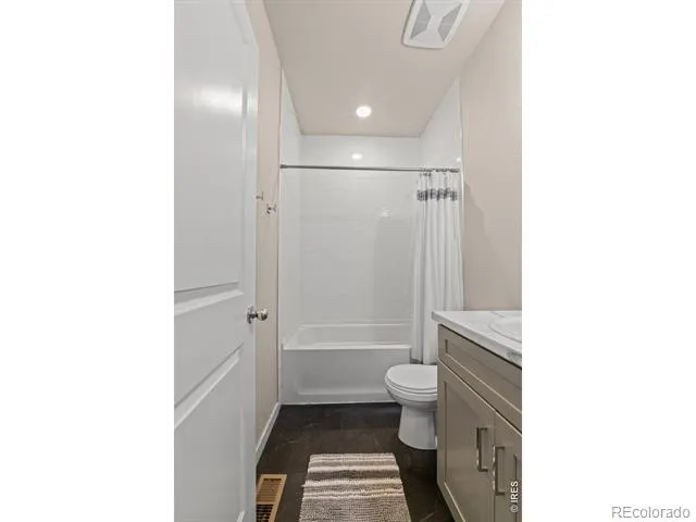 1209 Coyote Lane Wiggins, CO 80654