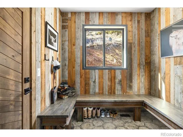 24994 Simmons Way Golden, CO 80403