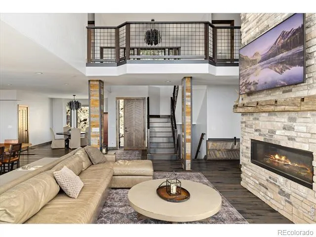 24994 Simmons Way Golden, CO 80403