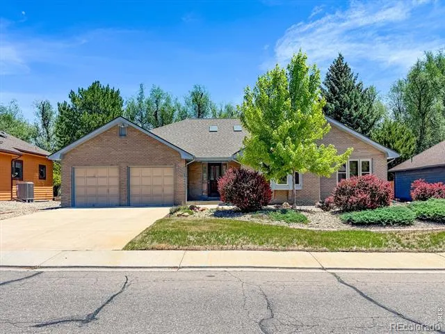 2224 Spindrift Drive Longmont, CO 80503