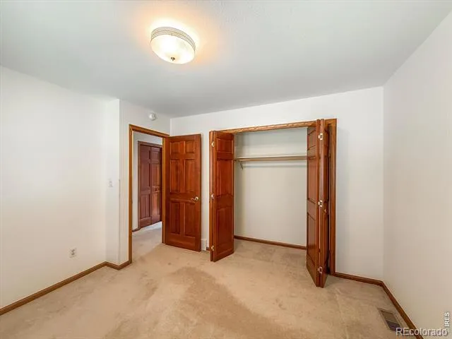 2224 Spindrift Drive Longmont, CO 80503