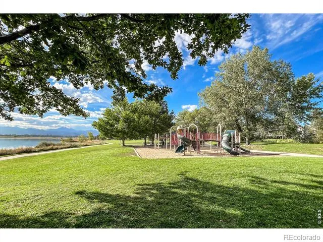 2224 Spindrift Drive Longmont, CO 80503
