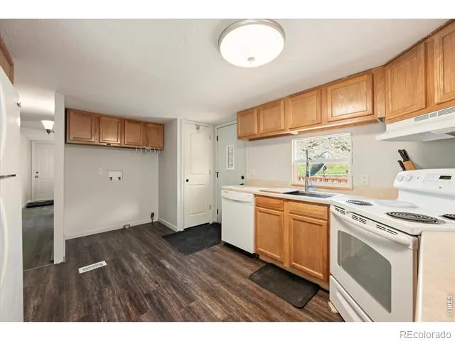 50 Meadow Lane Bellvue, CO 80512