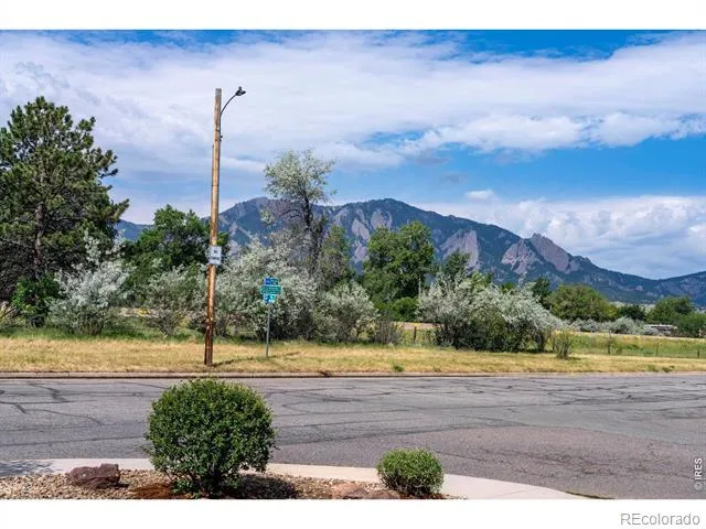 110 Mohawk Drive Boulder, CO 80303