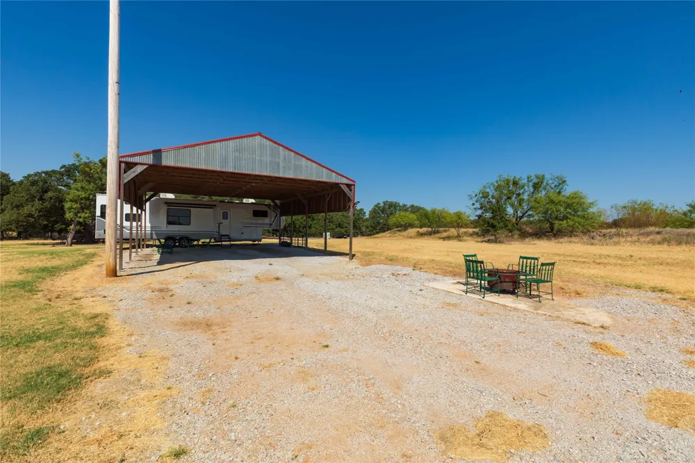 1282 CR 461 Gorman, TX 76454