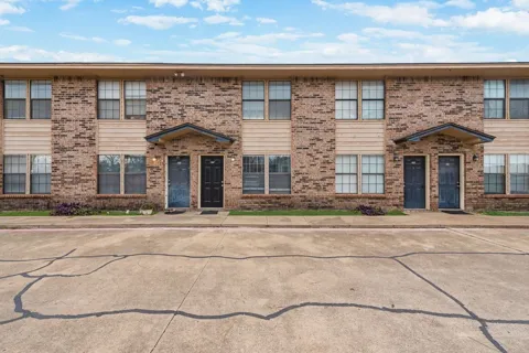 600 Grand Avenue #107