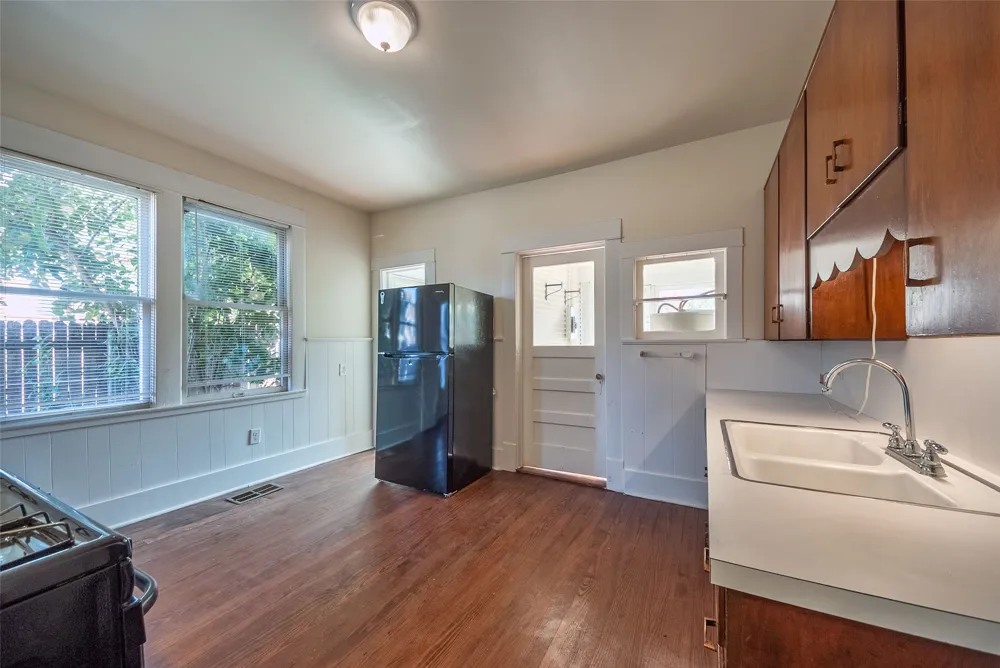 5336 Junius Street Dallas, TX 75214