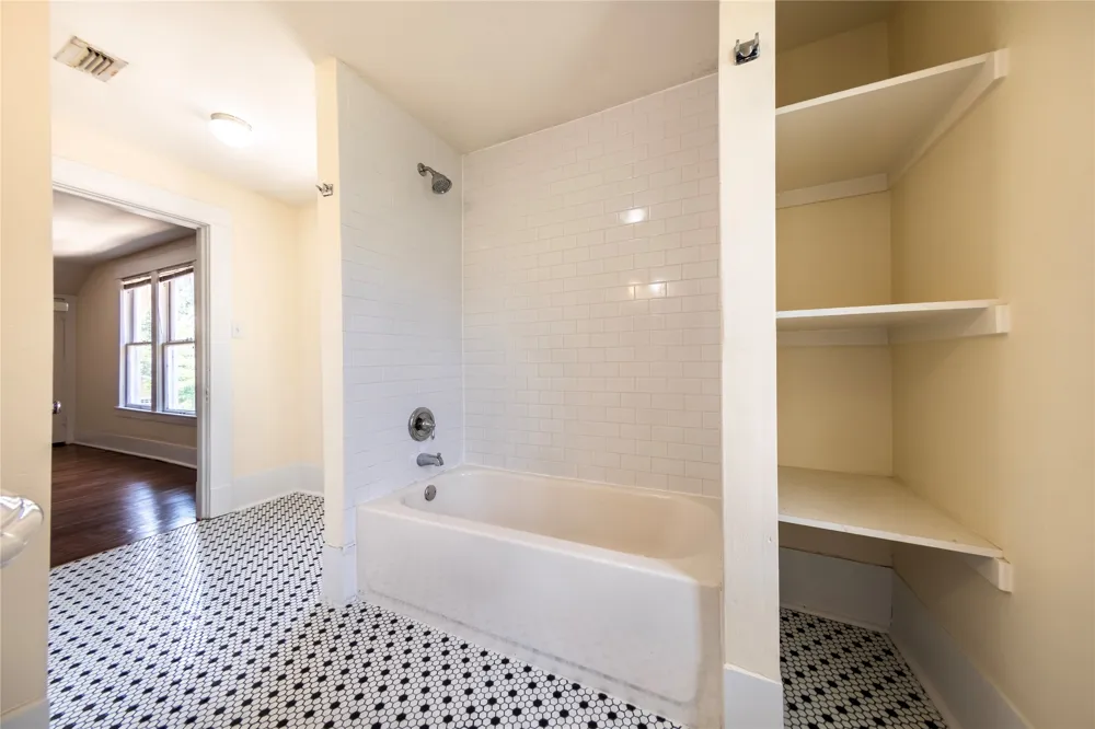 5336 Junius Street Dallas, TX 75214