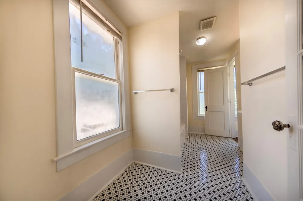 5336 Junius Street Dallas, TX 75214