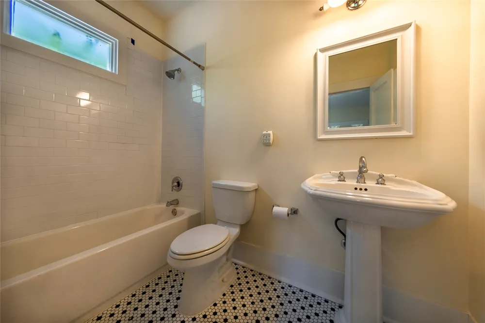 5336 Junius Street Dallas, TX 75214