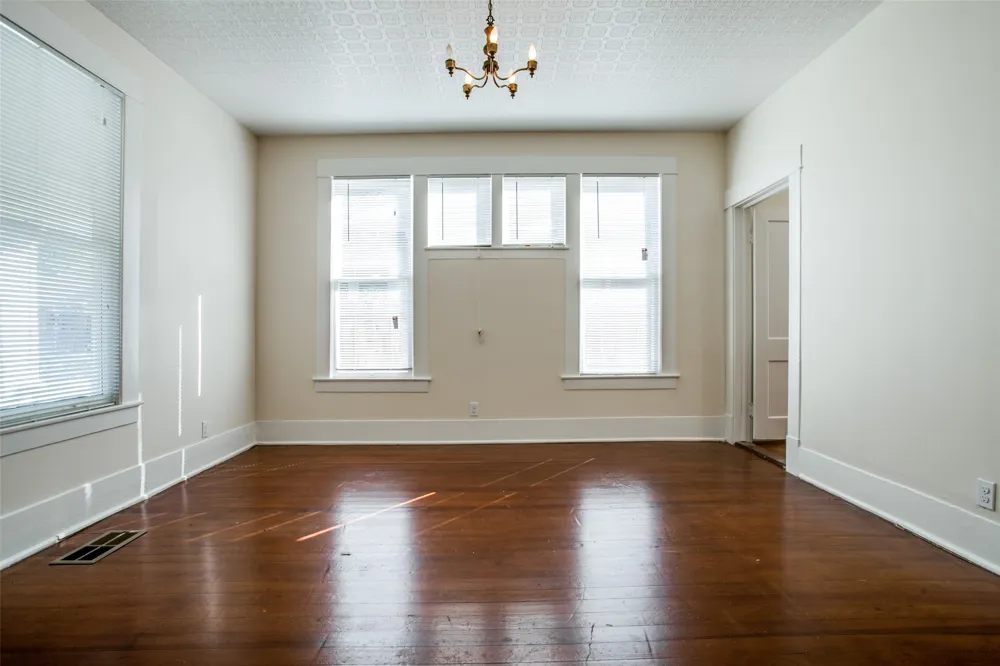 5336 Junius Street Dallas, TX 75214