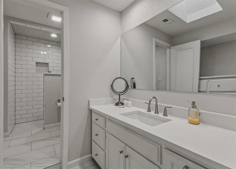 28 Victoria Drive Rowlett, TX 75088