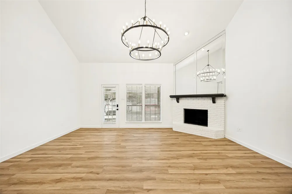 2835 Keller Springs Road #805 Carrollton, TX 75006