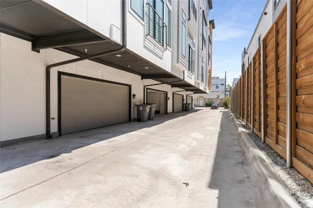 4223 Delano Place #103 Dallas, TX 75204