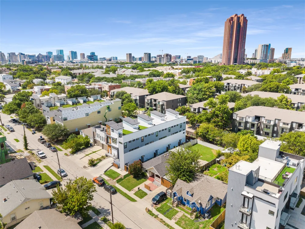 4223 Delano Place #103 Dallas, TX 75204