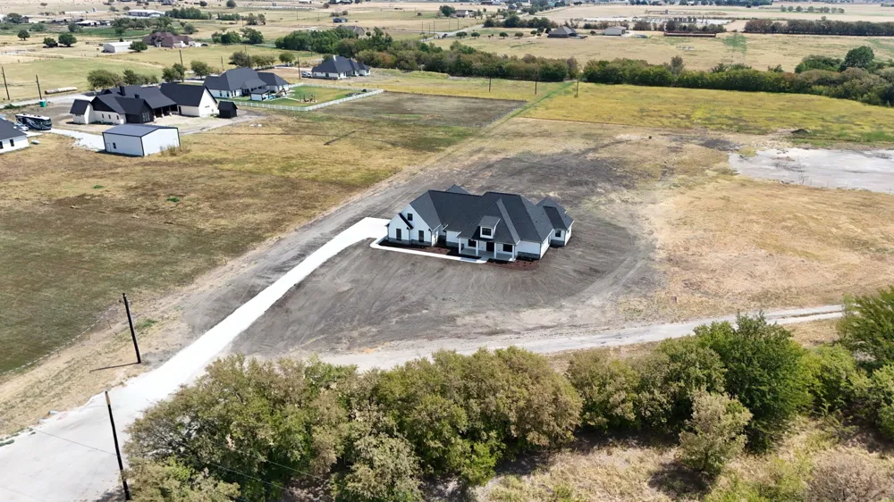 13929 Jackson Road Krum, TX 76249