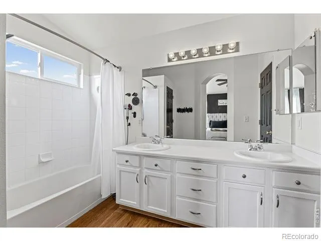 18132 E Linvale Drive Aurora, CO 80013