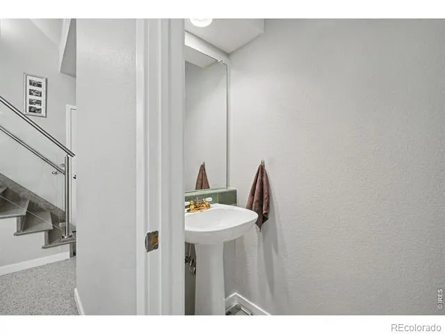 604 Barberry Drive Longmont, CO 80503