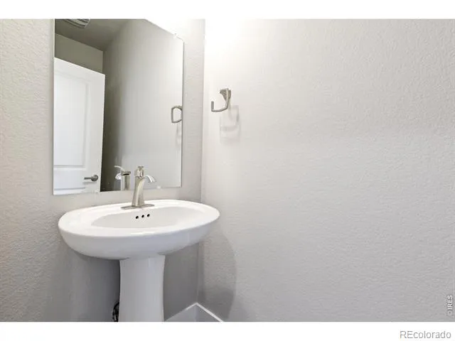 653 Muturu Road Johnstown, CO 80534