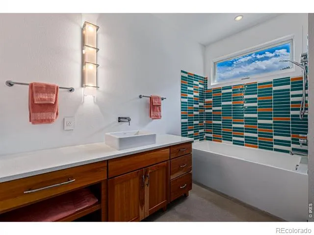 5896 Peregrine Trail Golden, CO 80403