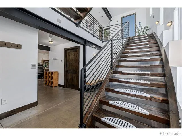 5896 Peregrine Trail Golden, CO 80403
