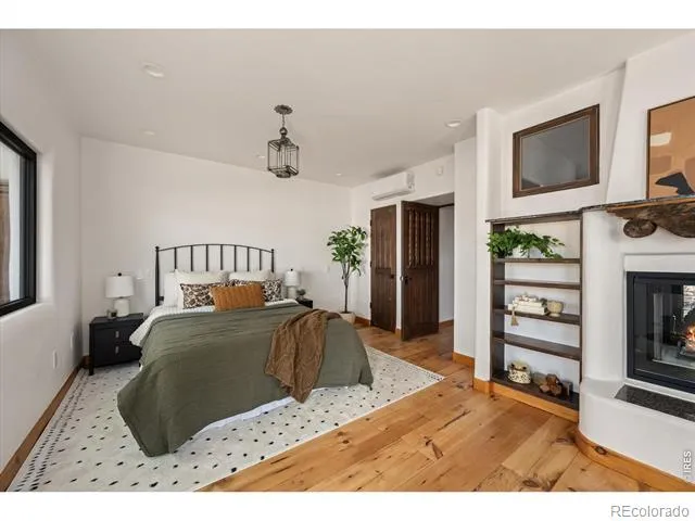 6877 Marshall Drive Boulder, CO 80303