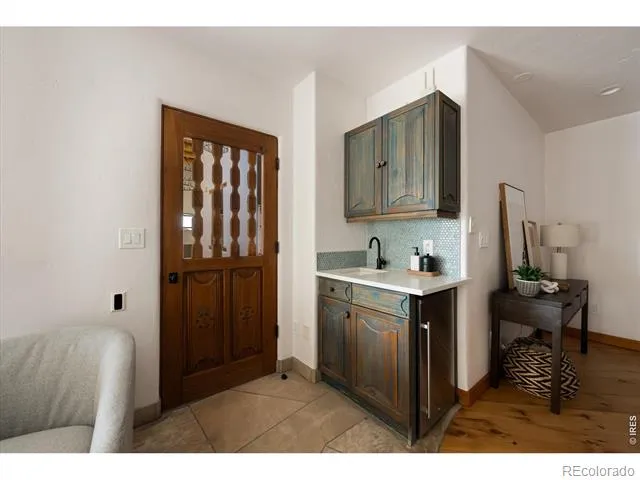 6877 Marshall Drive Boulder, CO 80303